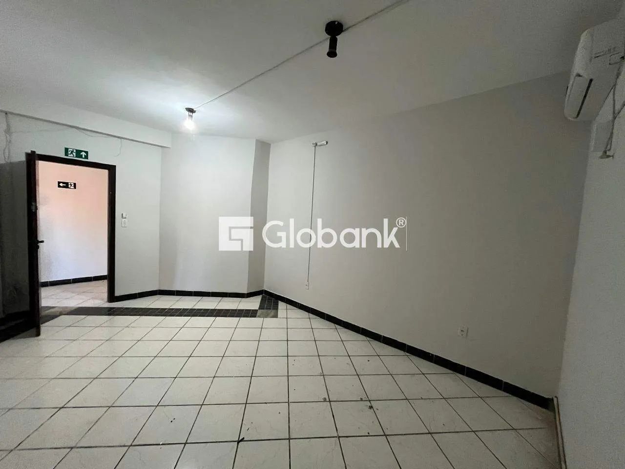 Andar para aluguel Centro 223m² Montes Claros MG - Foto 4