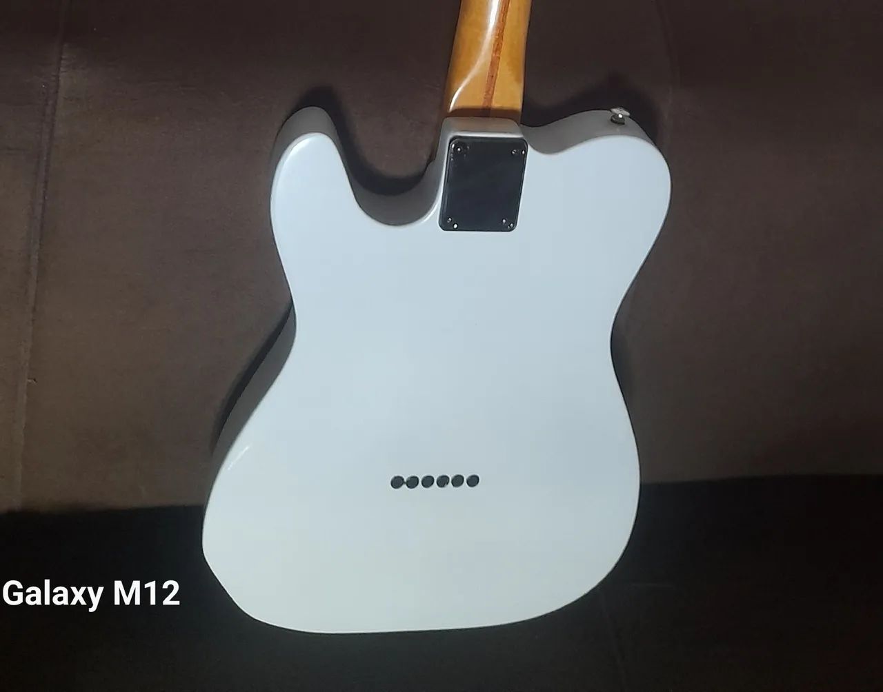 Corpo de Guitarra Telecaster (captadores, ponte, elétrica e escudo)
