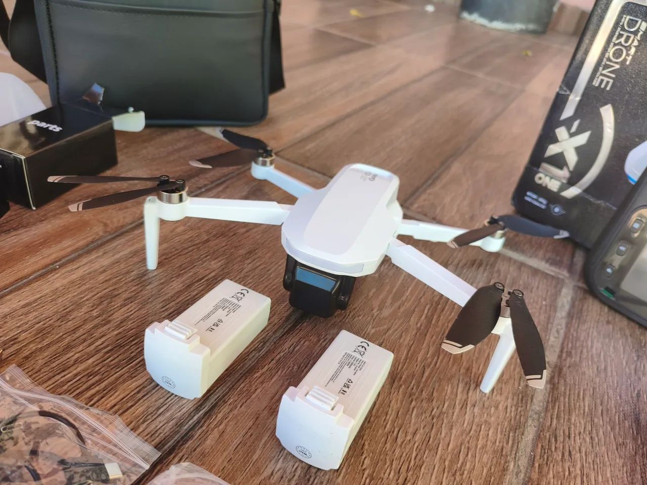 Drone Genai Smart X1 One - 2 baterias + Controle com Tela