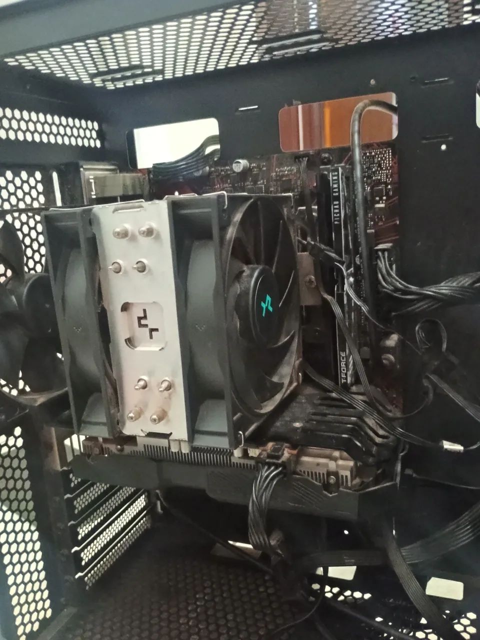 Pc i5 12th 24GB RAM GPU AMD RX6600 - Foto 2