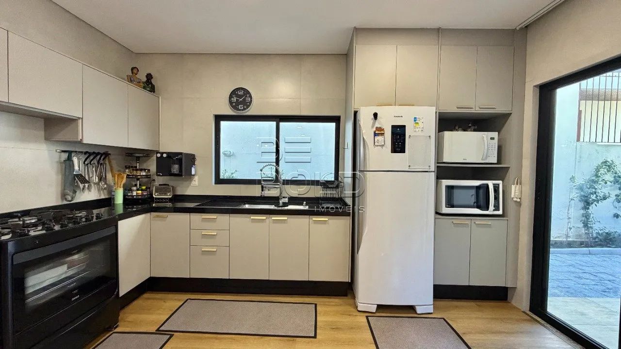 Casa próximo a orla com 5 dormitorios em Coqueiros - Foto 5