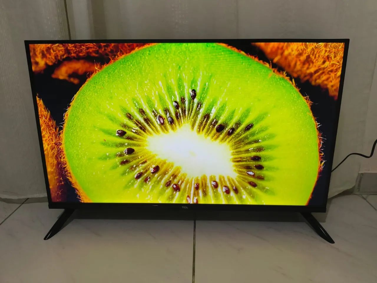 TV TCL SMART ANDROID 32 POLEGADAS  - Foto 5