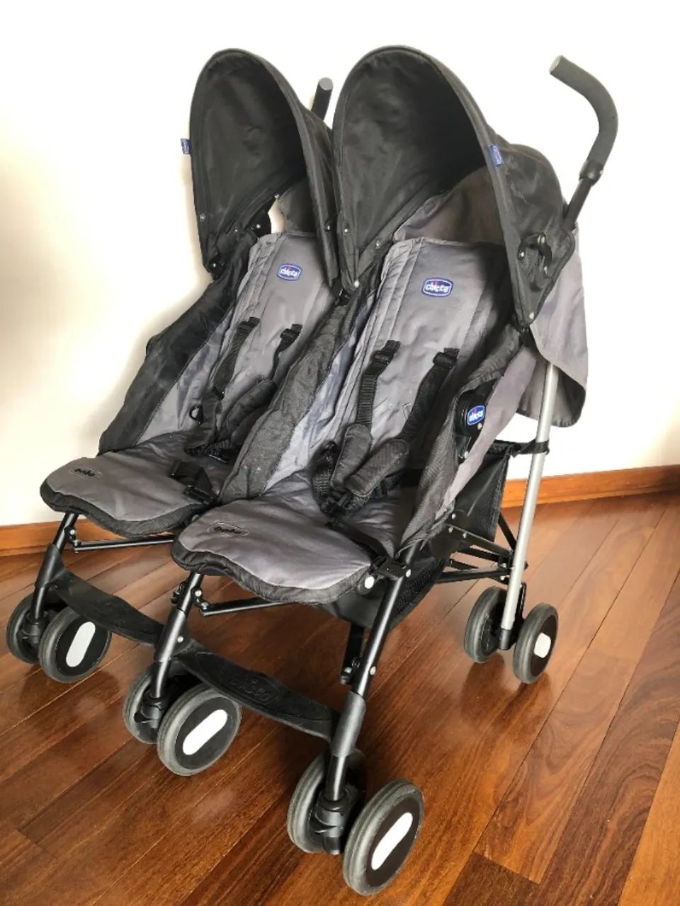 carrinho de bebê