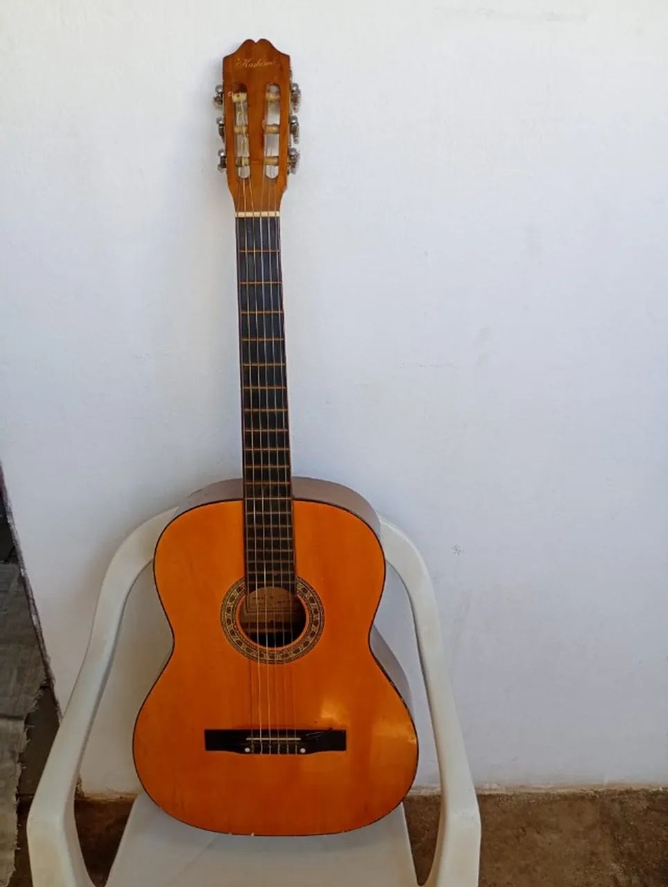 Vende-se  Violão Marca (KASHiMa) 