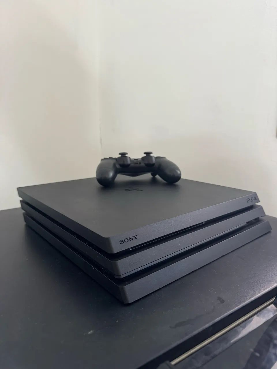 PS4 Pro 1tb - Foto 2