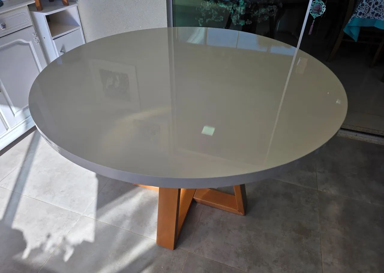 Vendo mesa e cadeiras - Foto 3