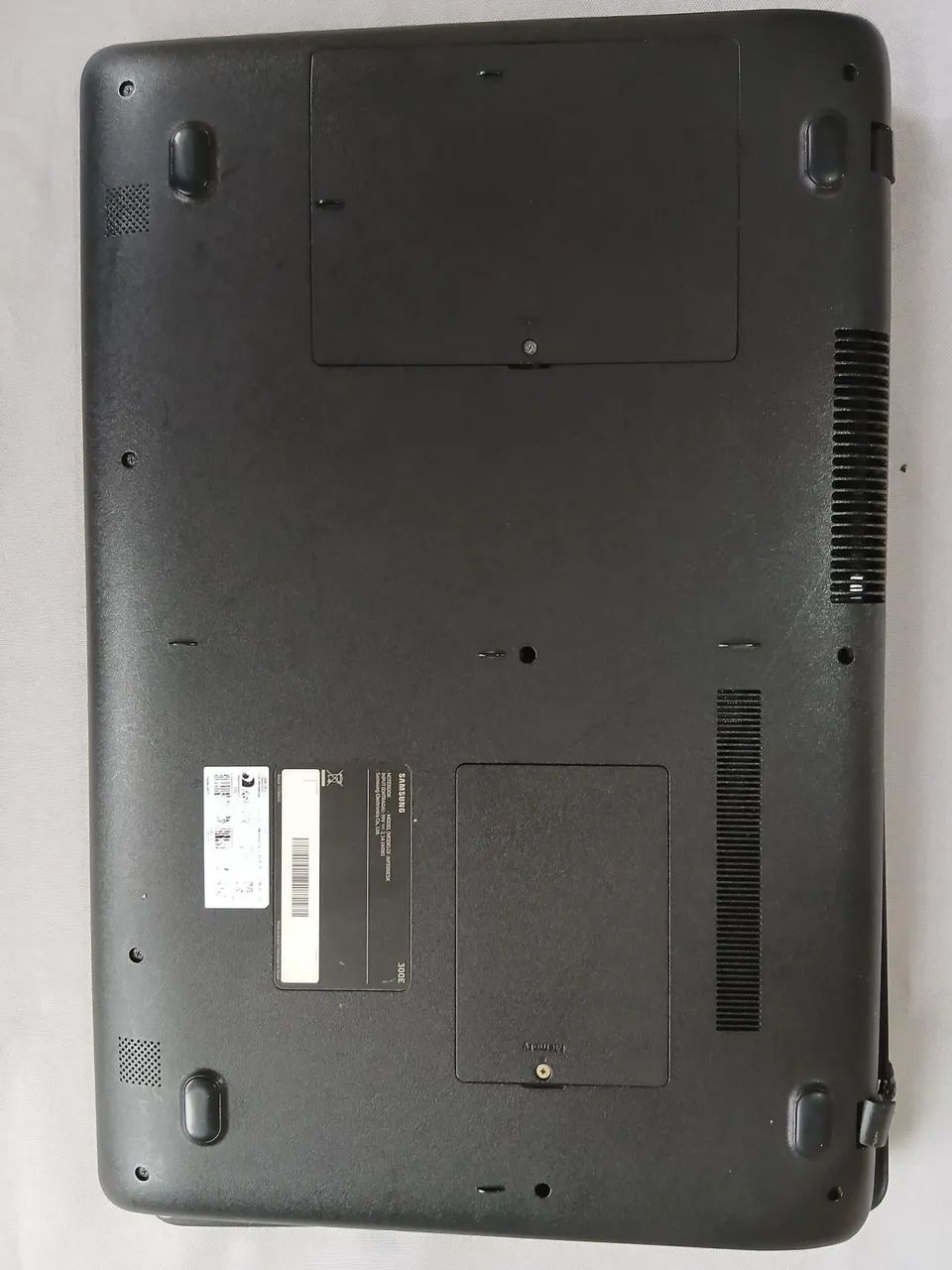 Notebook Samsung NP300E5K - Intel Core i3 - SSD - Foto 3