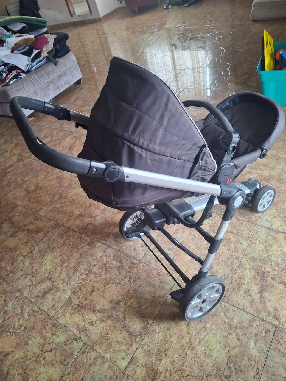 Carrinho de bebê. - Foto 2