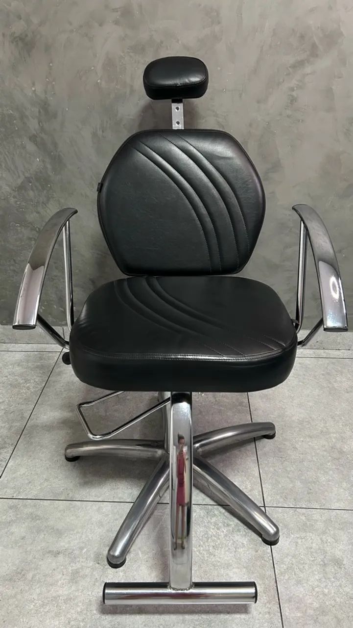 CADEIRA HIDRÁULICA MARCA MARRI