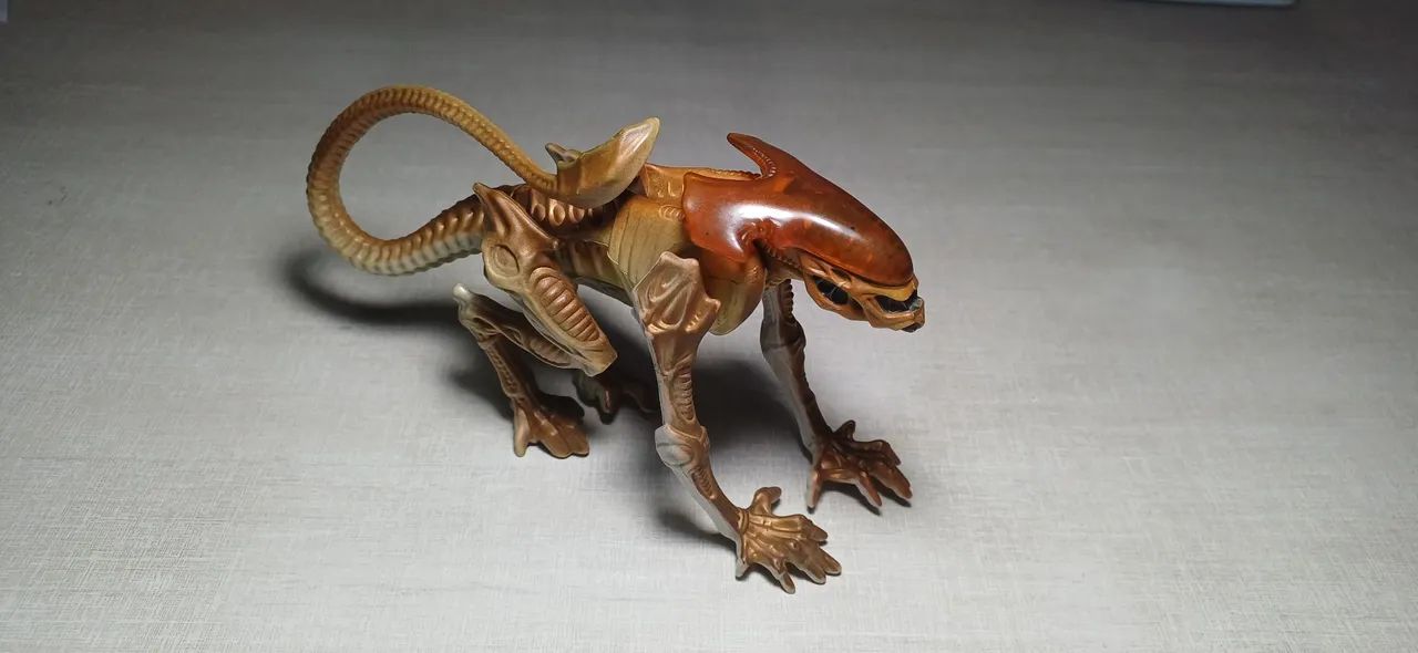 Alien kenner 1994 - panther alien