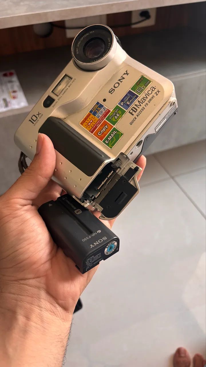 Câmera Sony FD Mavica - Foto 2