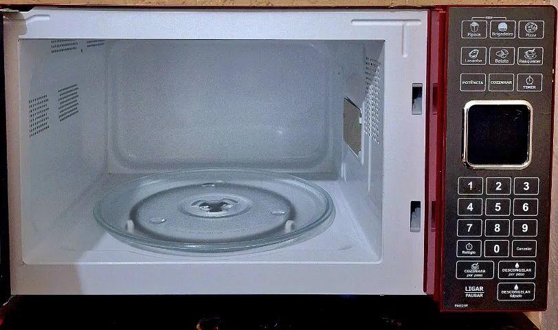 VENDO MICRO-ONDAS PHILCO UBERABA MG - Foto 2