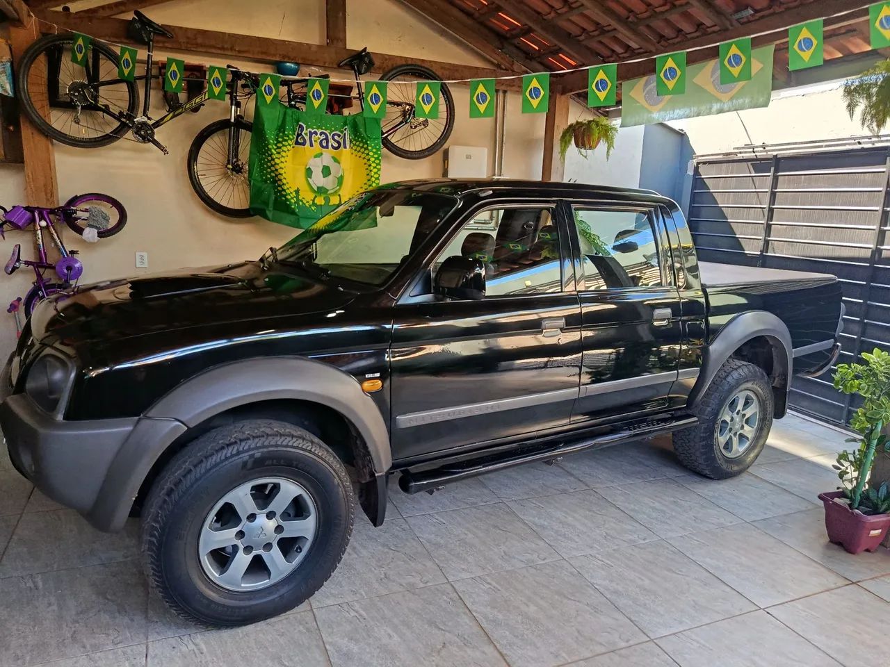 Mitsubishi L200 2010