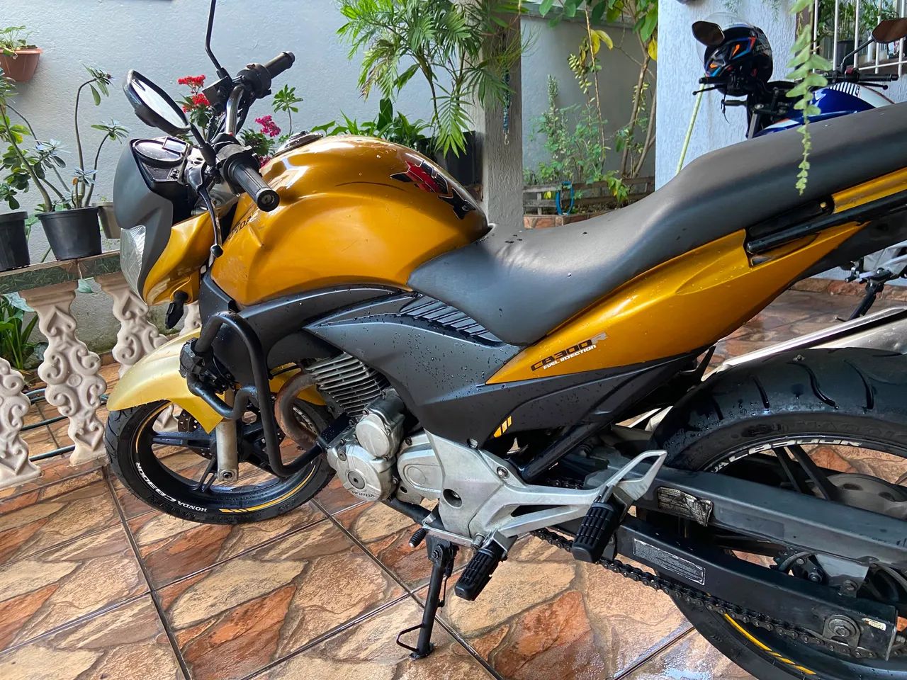 Cb 300 dourada  - Foto 3
