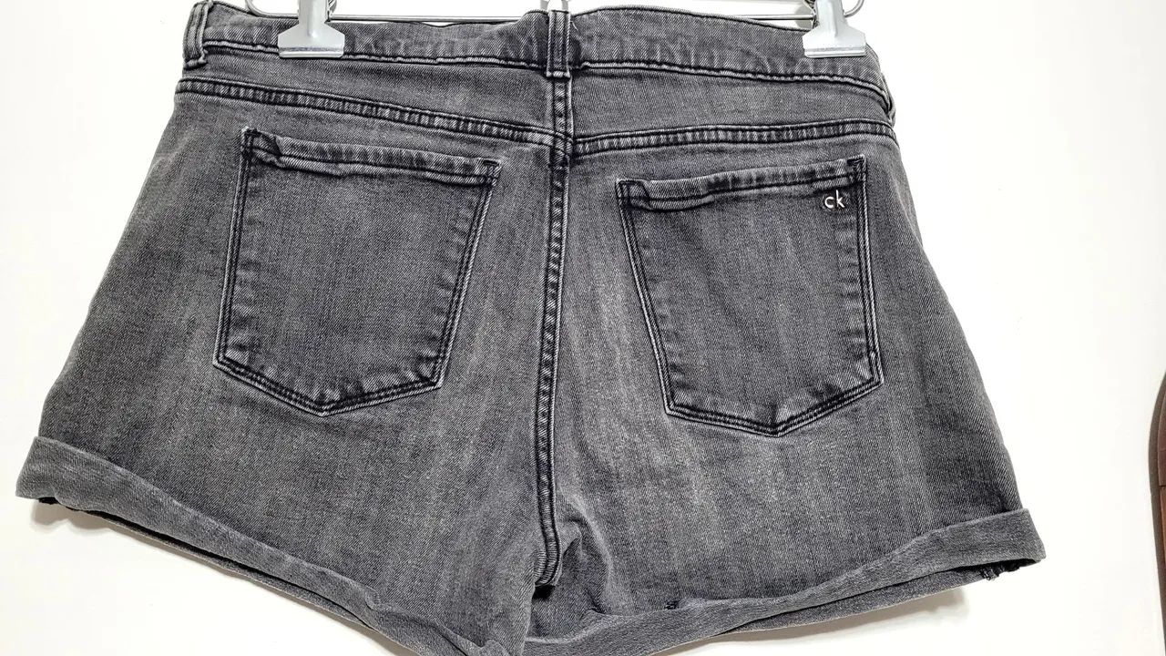 Shorts Calvin Klein feminino  - Foto 4