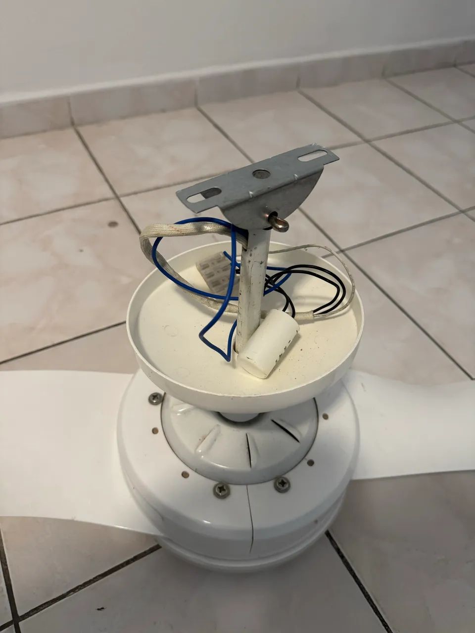 Ventiladores de teto branco 110v 