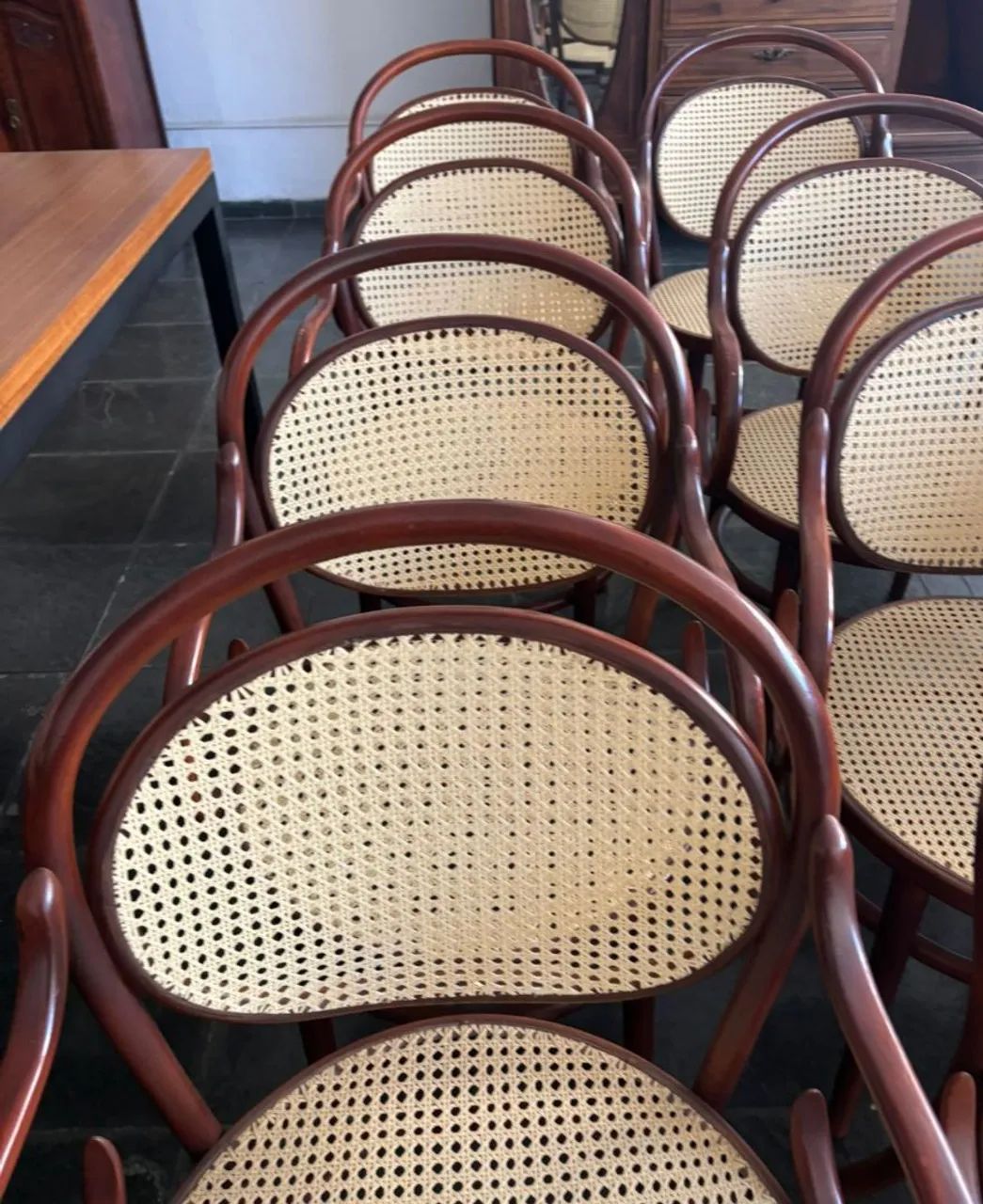Jogo de oito cadeiras thonet. - Foto 2