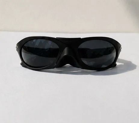 Oakley estilo Mandrake / Travis Scott 