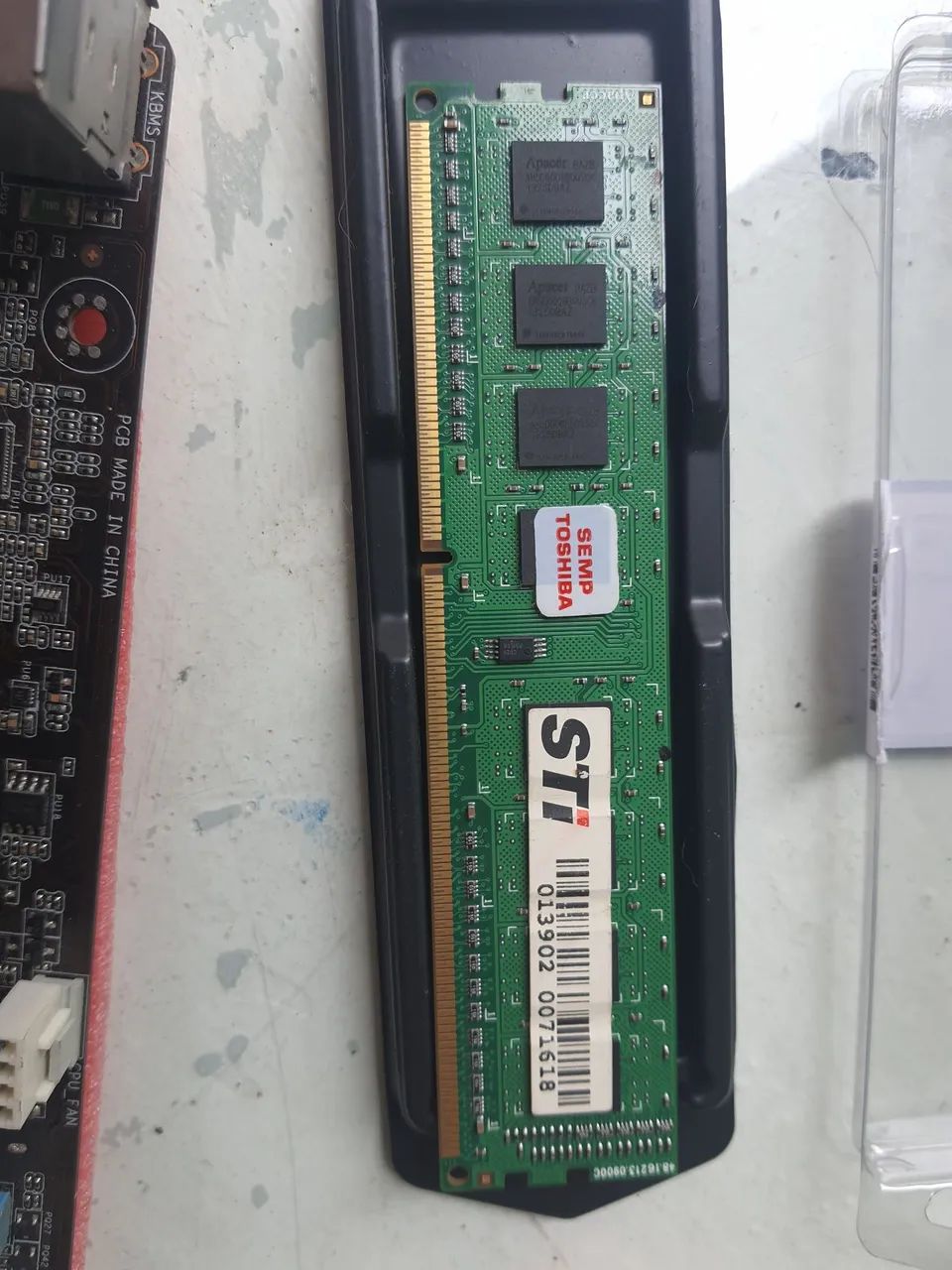 Placa mae  Asus+ processador i3 com ddr3 4gb - Foto 3
