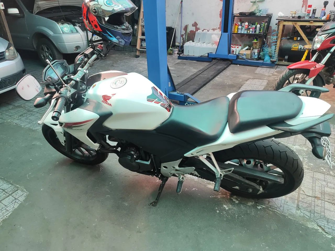 Cb 500
