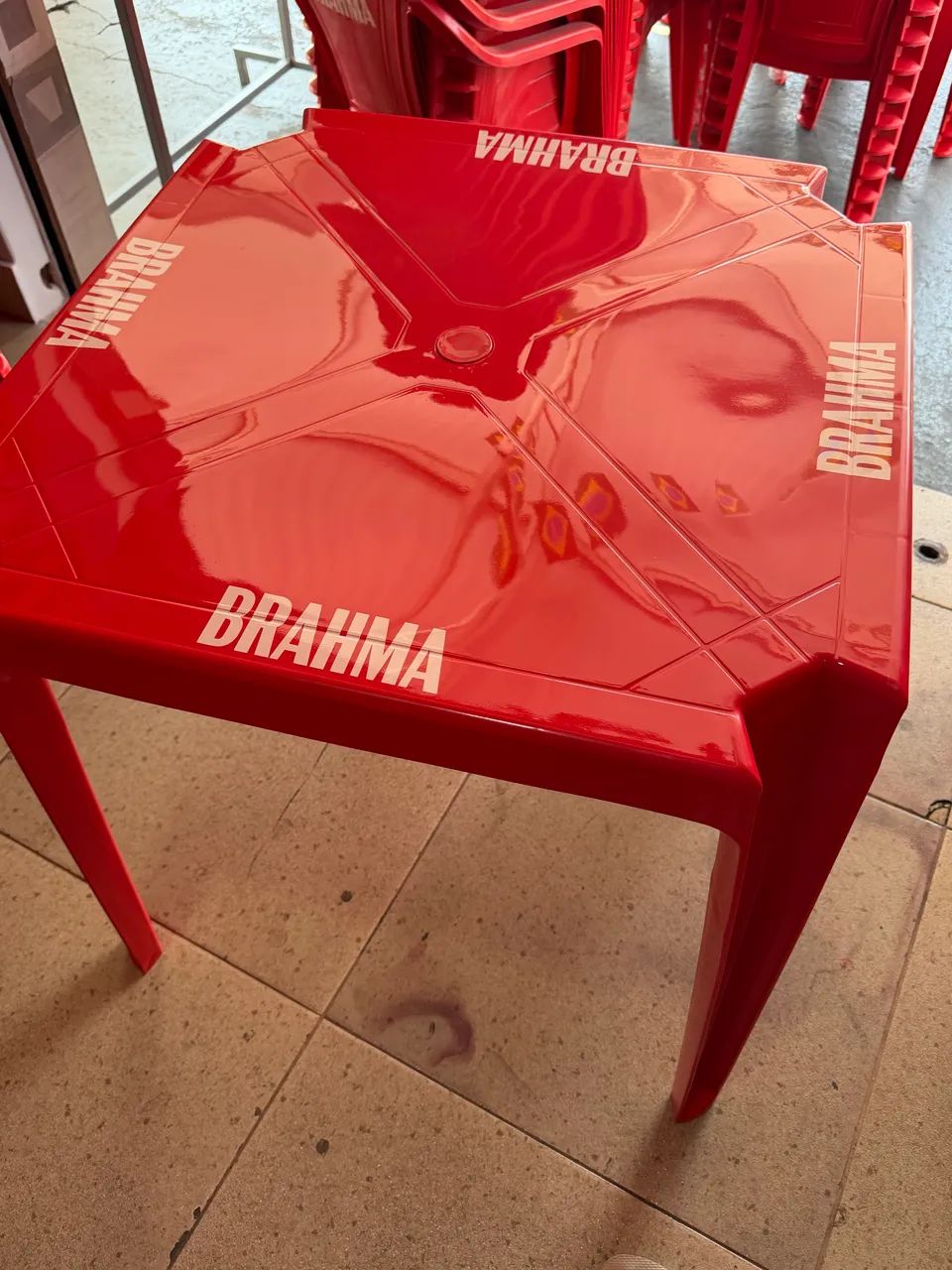 Mesas de plástico Brahma 