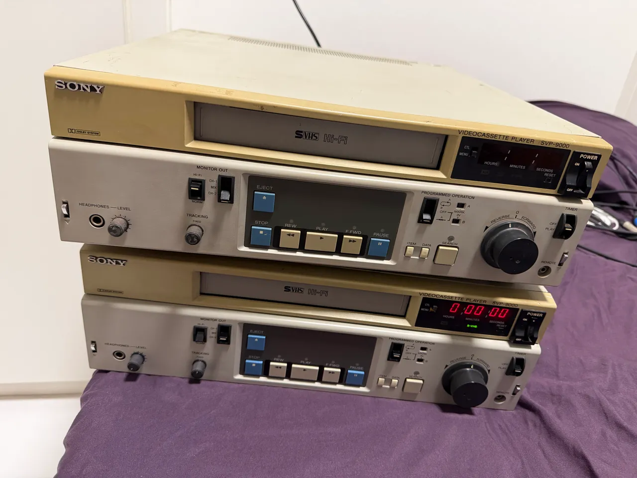 Videocassete Sony SVO-9500MD S-VHS Profissional NTSC + Remote