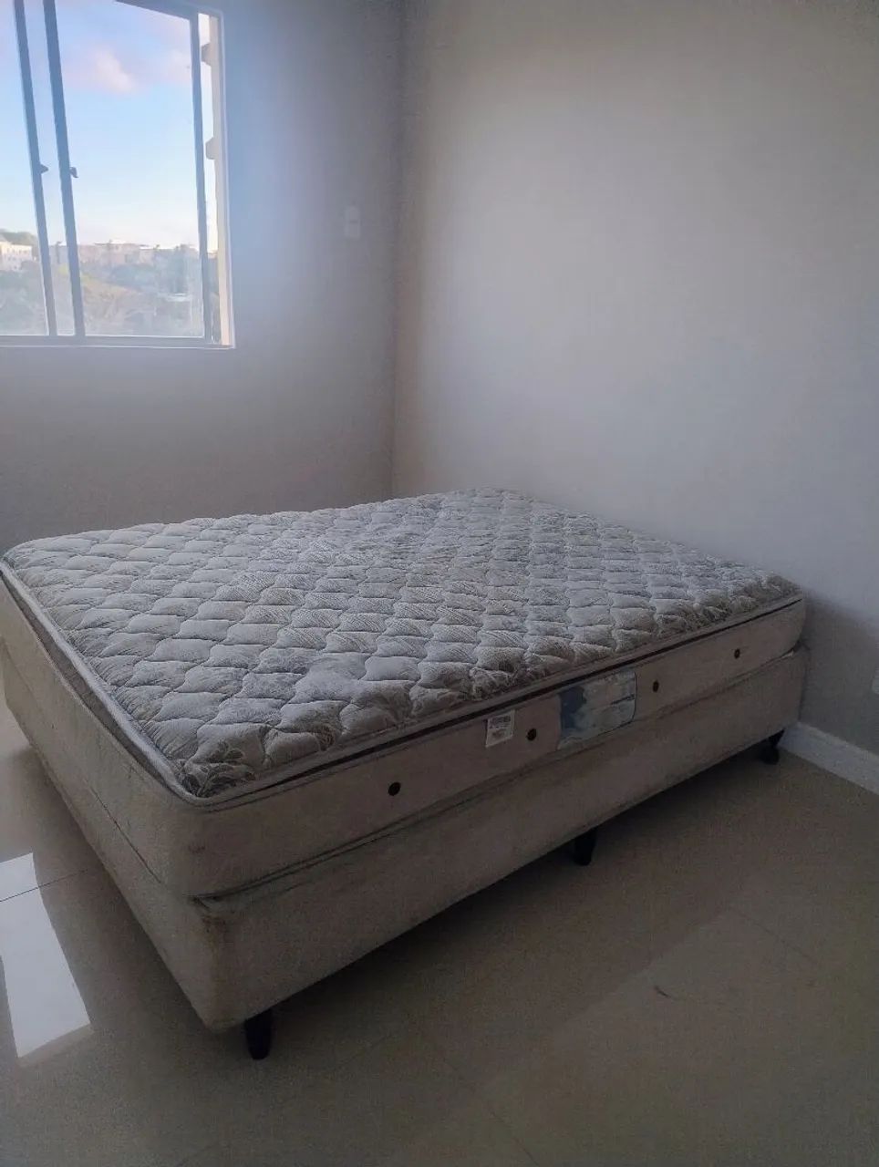 Vendo Conjunto cama + box casal "Molas" - Foto 2