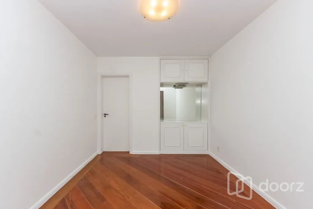 Imóvel na José Galante com 3 dormitórios e 213m² - Foto 2
