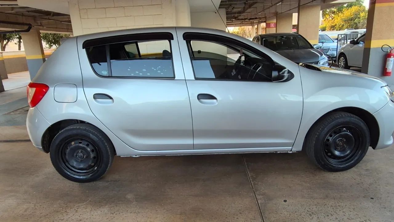Renault Sandero SANDERO Authentique Hi-Power 1.0 16V 5p 2015