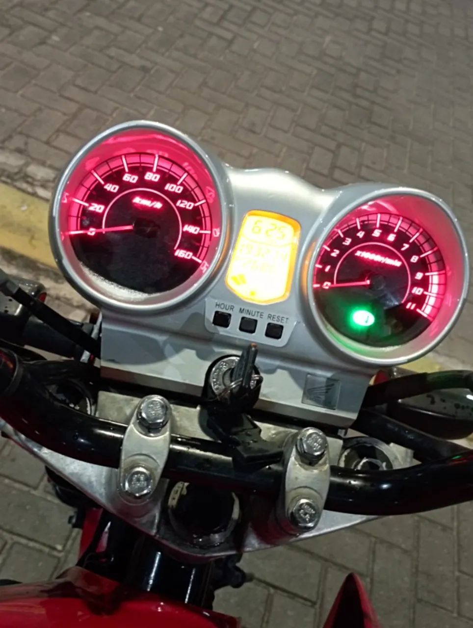 CBX 250, ANO 2007 - Foto 2