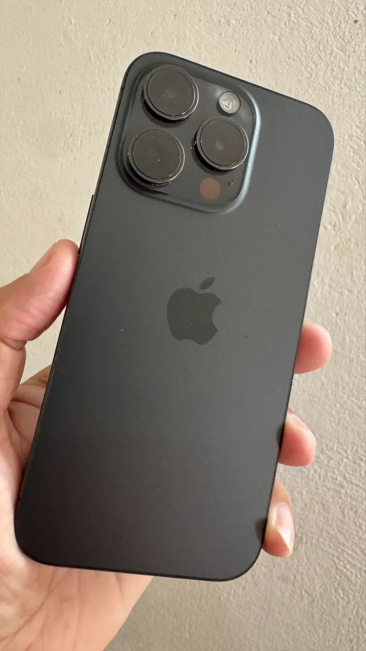 iPhone 15 pro todo original 