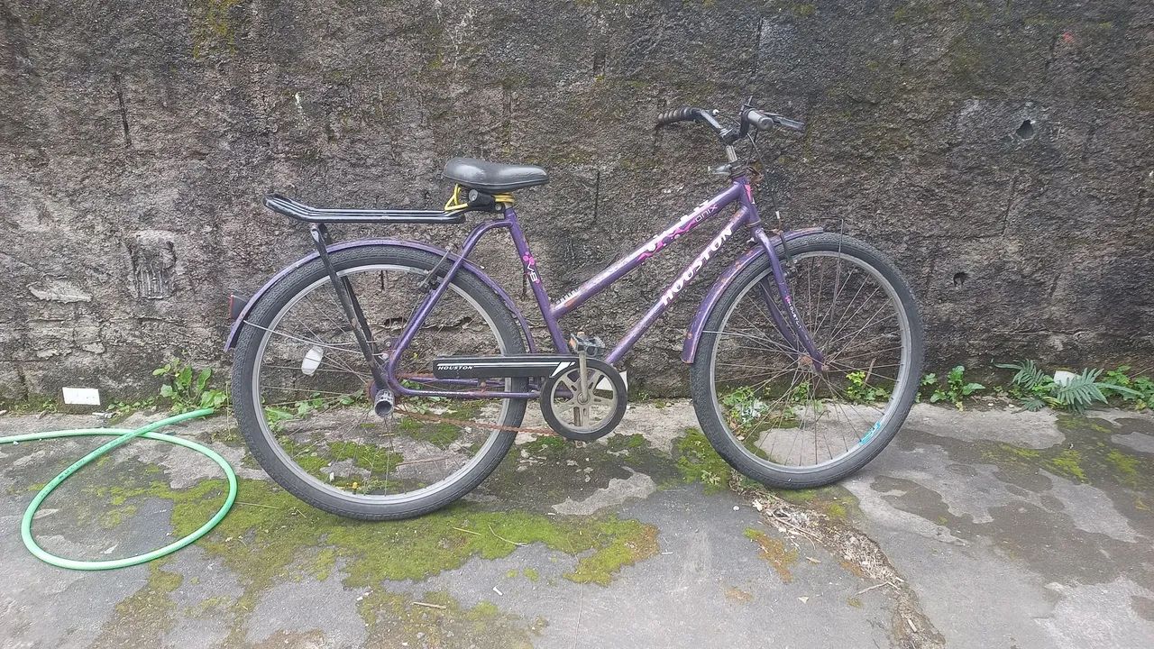 3 Bicicletas usadas bem conservada funcionando bem - Foto 3