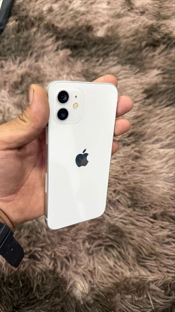 iPhone12 64G　ホワイト Iphone 12 64 GB Branco - Excelente - Trocafone