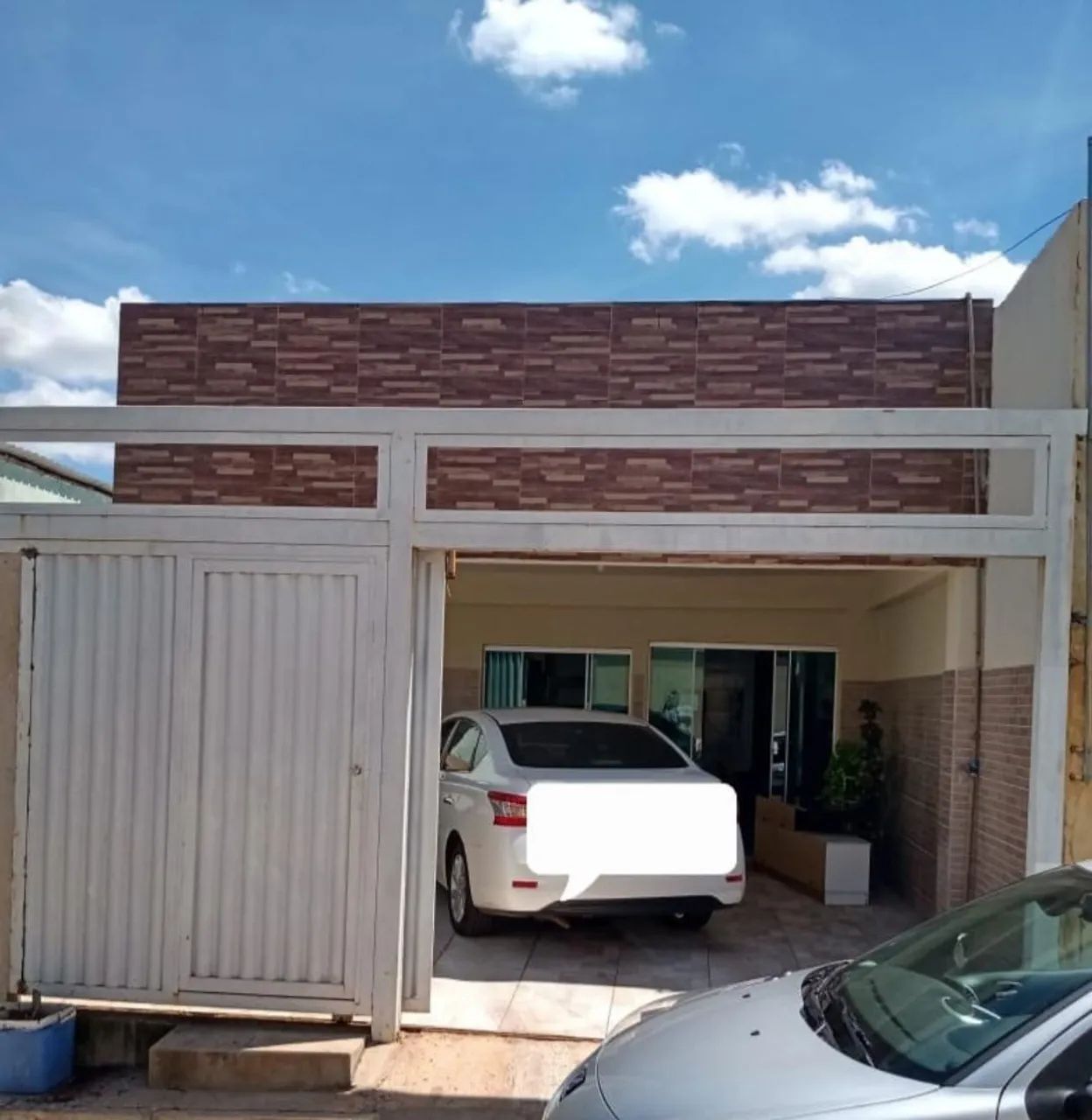 CASA TOP 2 QUARTOS SENDO 1 SUÍTE COM ESPAÇO GOURMET 