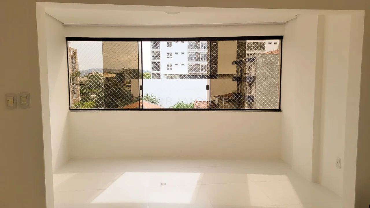 114 m² no Centro com suíte e elevador - Foto 3