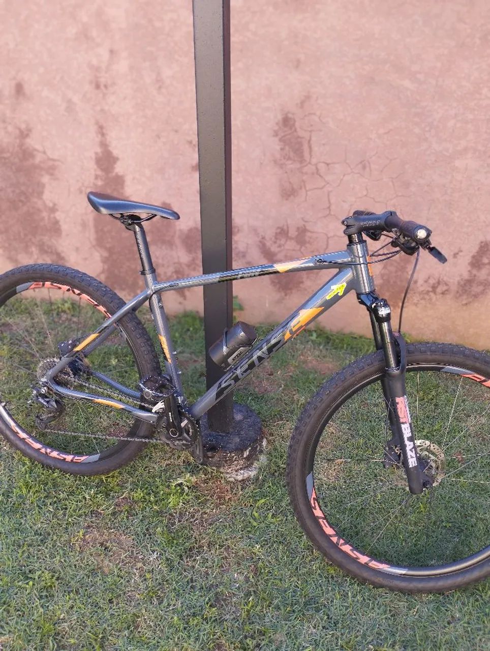 Bicicleta Sense rock evo . - Foto 2