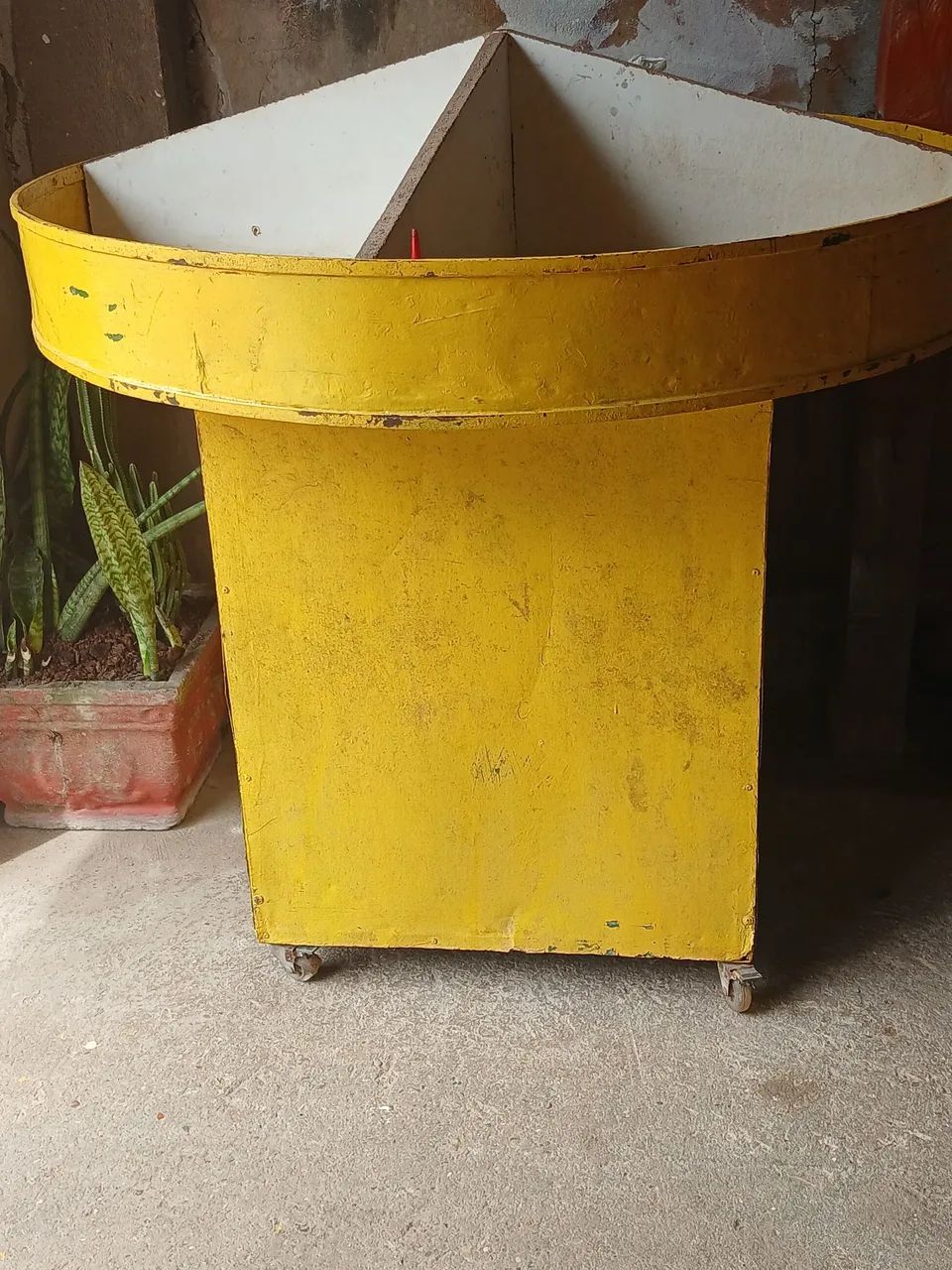 Vendo essas prateleira e o balcão por 1500$ - Foto 5