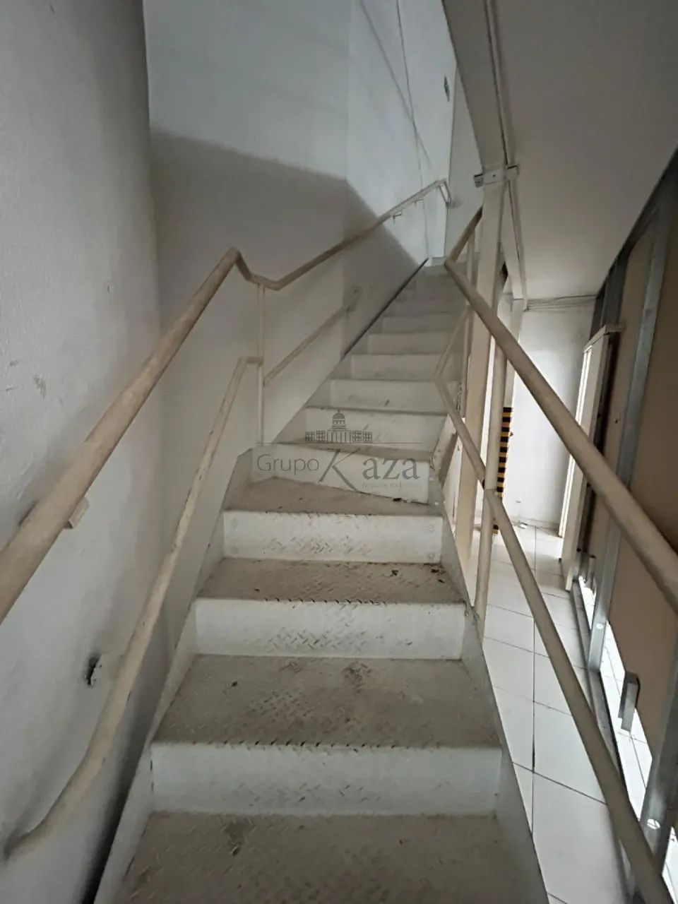 Oportunidade - Loja Comercial - Edifício Flamboyant - Jardim São Dimas - 60m². - Foto 4