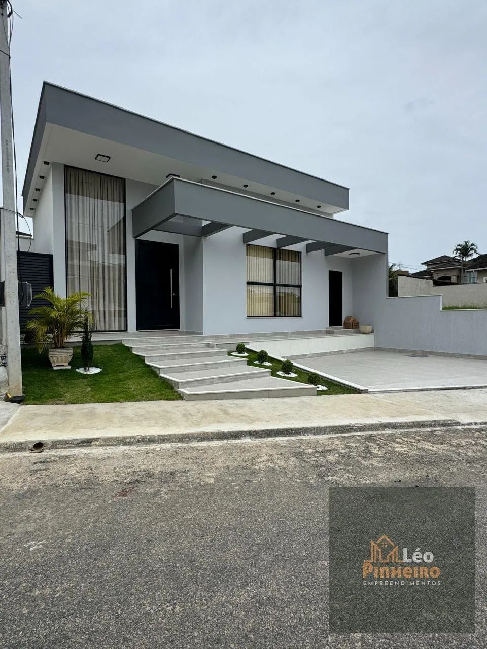 Casa de Condominio em Vale dos Cristais - Macaé
