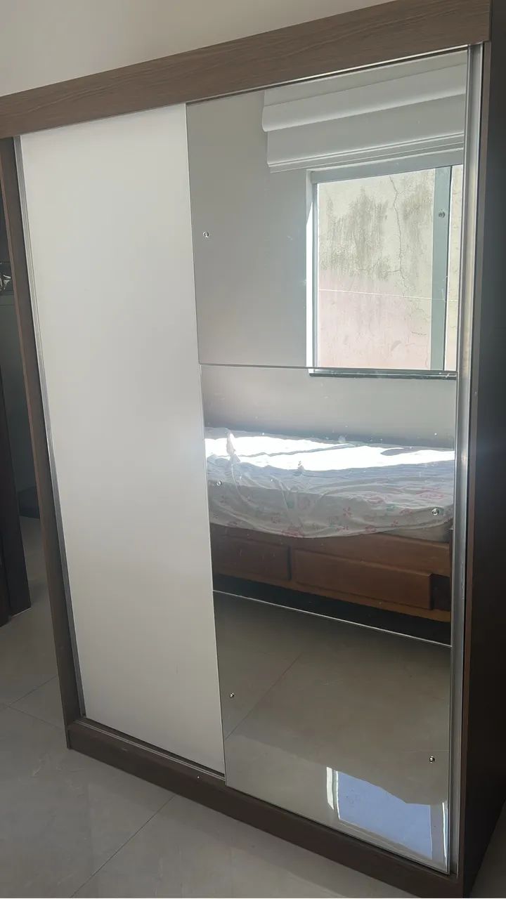 Guarda-roupas com espelho - Foto 3