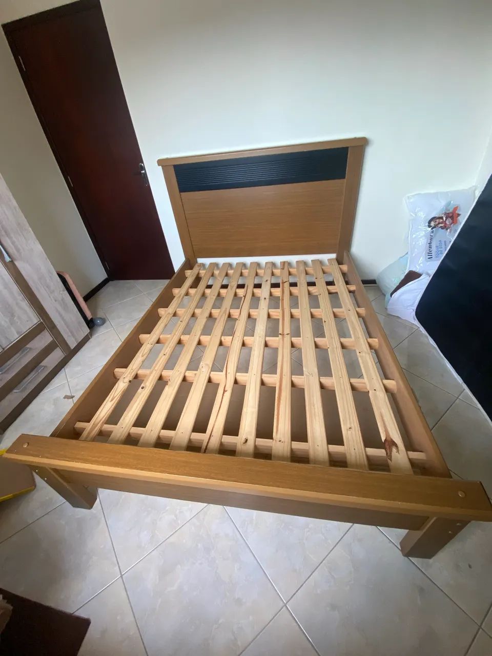 Cama casal com colchão  - Foto 3