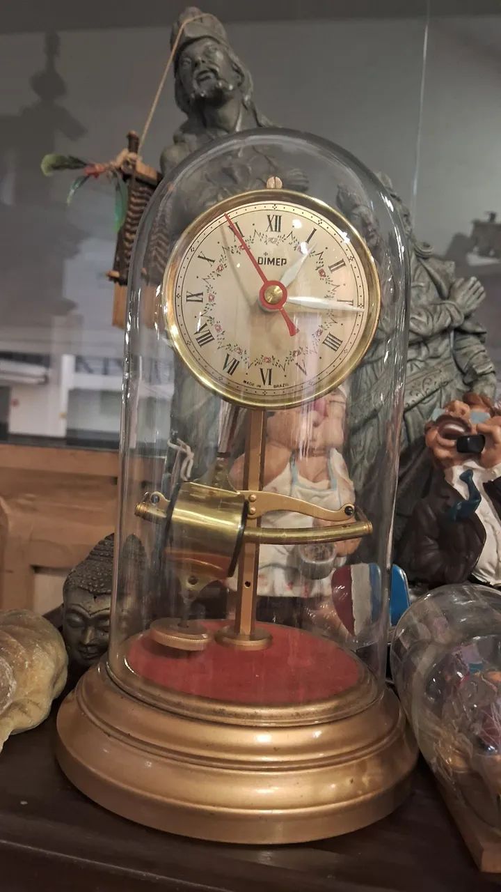 relógio de mesa vintage da marca Dimep Tagus funcionando perfeitamente 