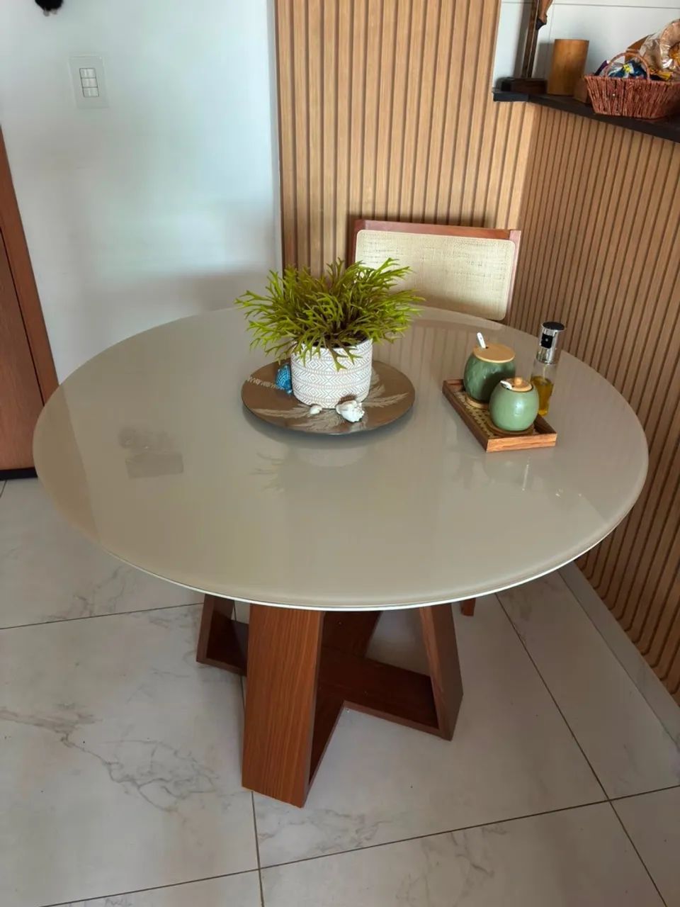 Mesa de jantar redonda