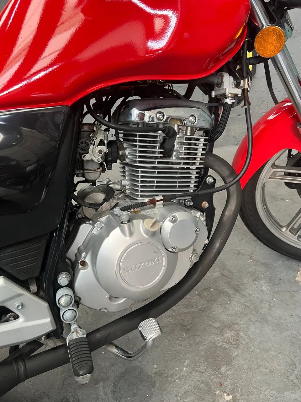 Gsr 125 2016 muito nova - Foto 2