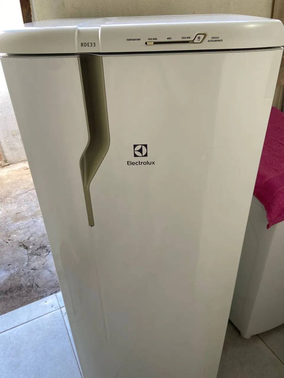 Geladeira eletrolux seminova 450$ - Foto 2