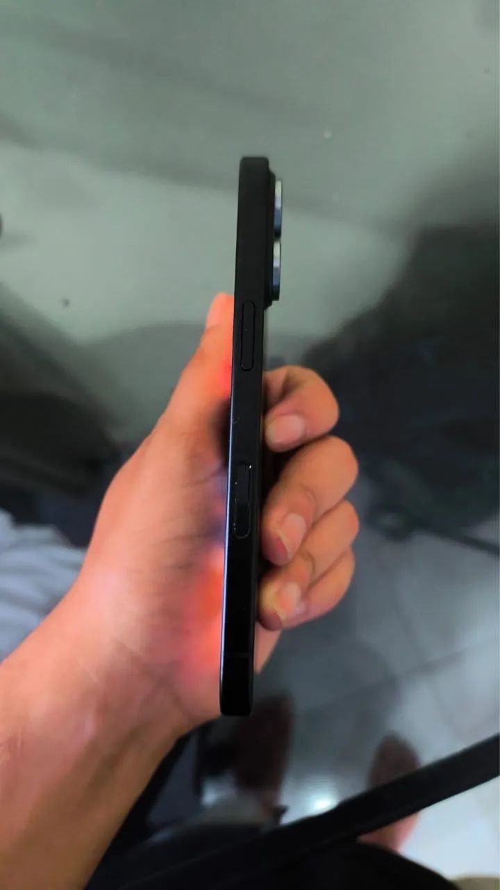 iPhone 16  - Foto 3