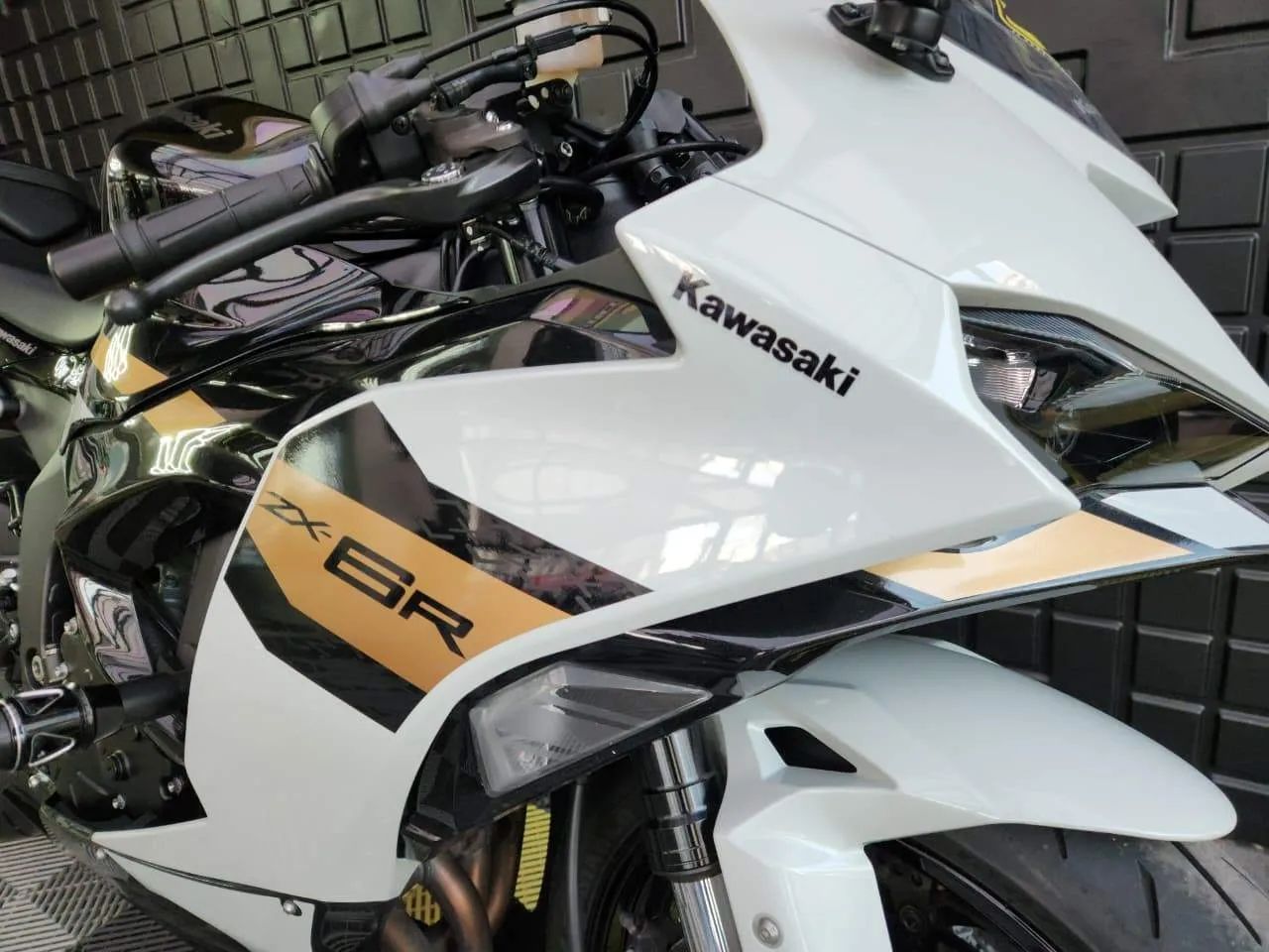 Kawasaki Zx-6r 636cc 2026 - 1527808133 | OLX