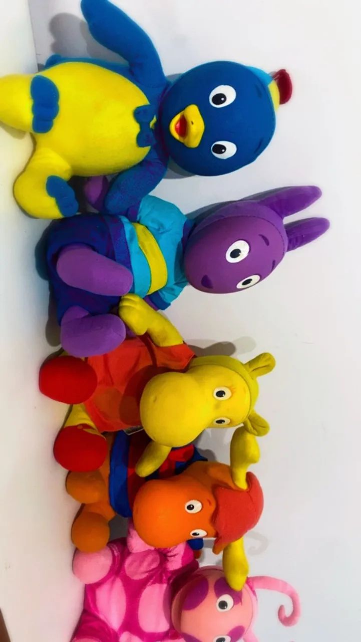 kit 5 bonecos backyardigans - Foto 4