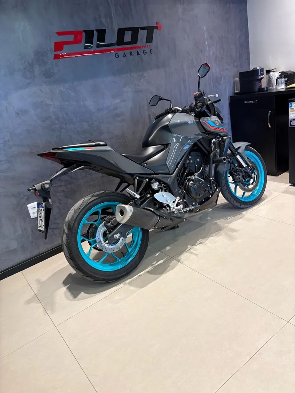 YAMAHA MT03 2024 - Foto 3