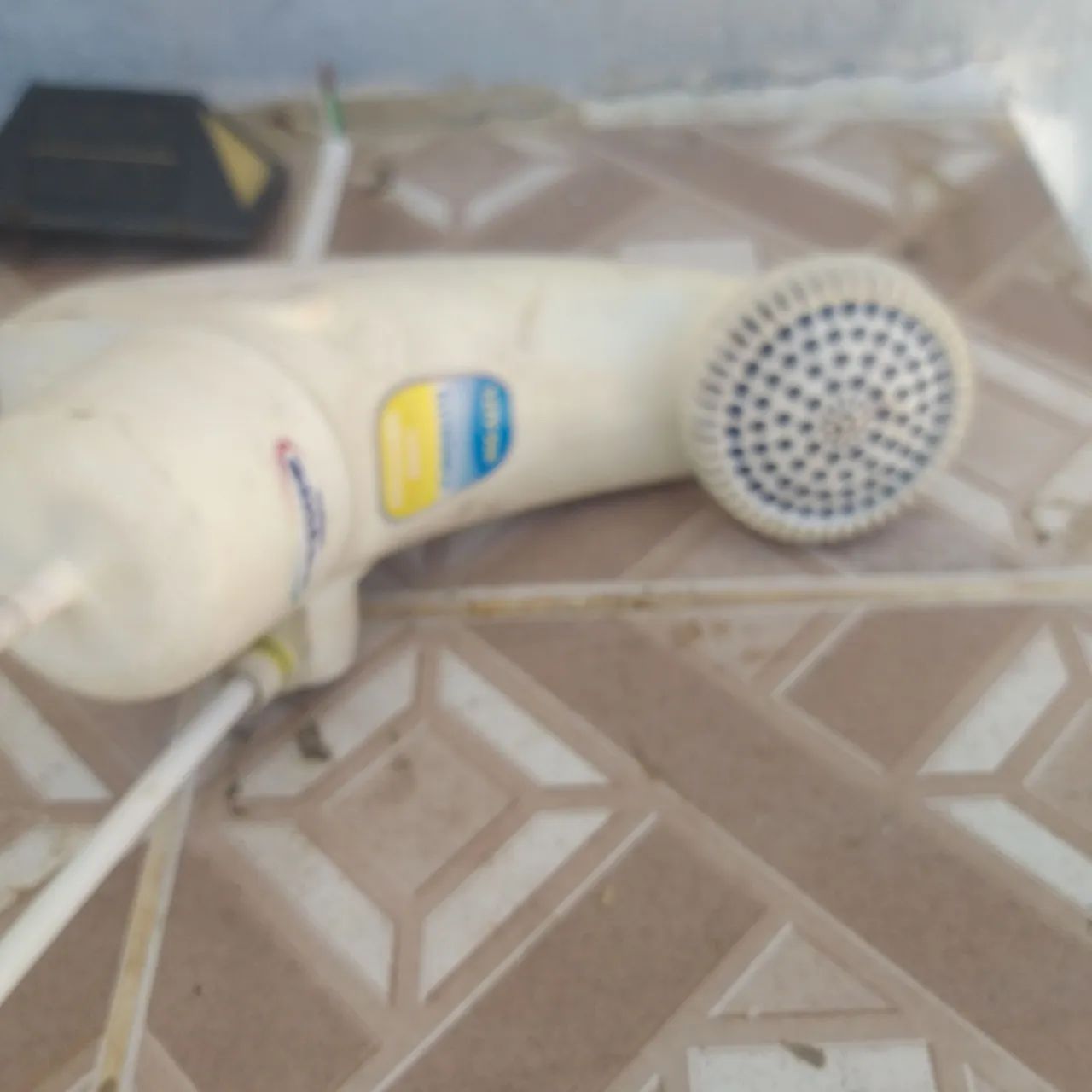 Chveiro sintex com defeito
